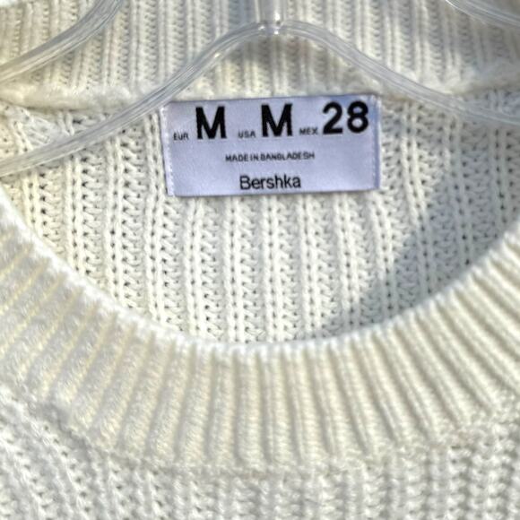 Bershka Knit Crew Neck Sweater Womens Sz Medium Cream - Picture 3 of 5